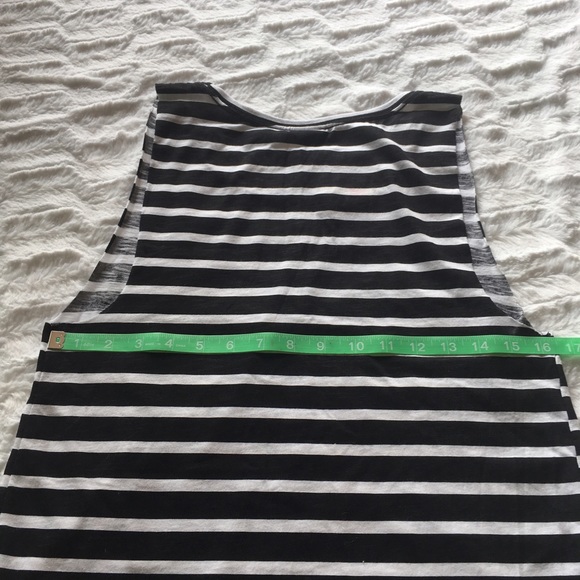 🍄VS Pink Tank top 🍄 - Picture 8 of 8