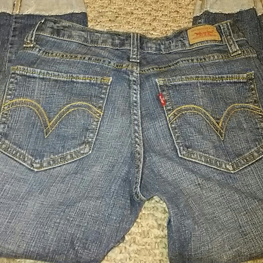 Capris - Picture 2 of 3