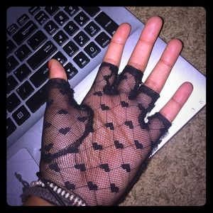 Black lace gloves