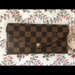 Louis Vuitton Damier Josephine