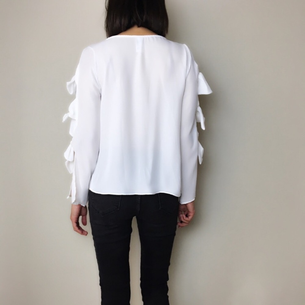 SALE. Rebecca ribbon tier top. - Picture 3 of 4