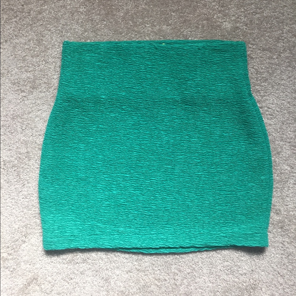 BCBG Green mini skirt