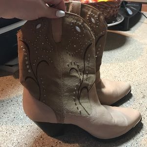 Dingo cowgirl boots