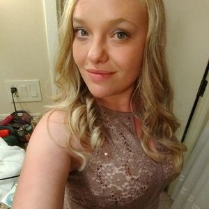 Meet your Posher, Jenna