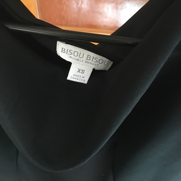 Black peplum top - Picture 3 of 3