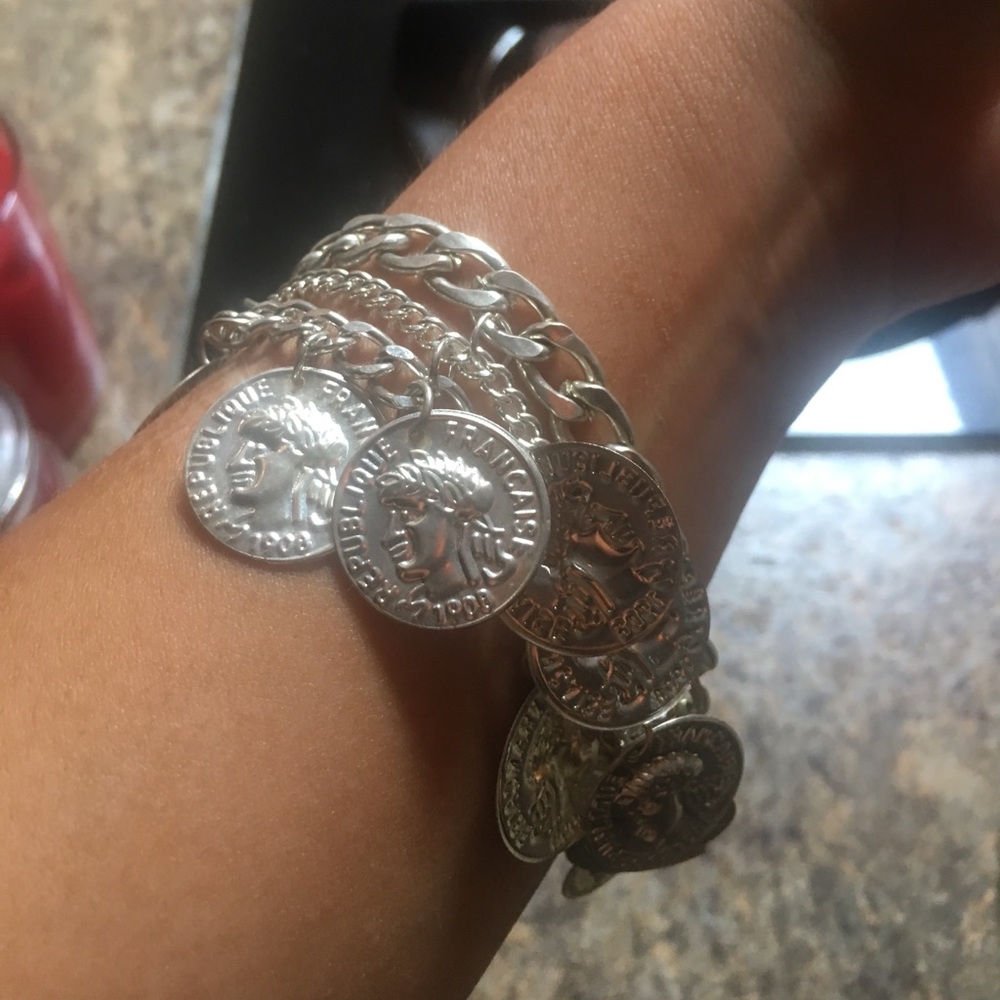Beautiful silver coin bellydance bracelet