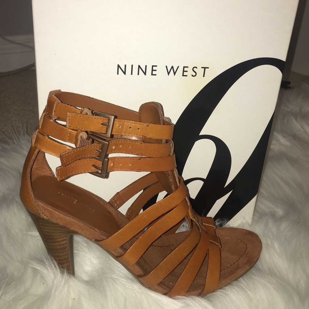 Brand new never worn Nine West cognac heels