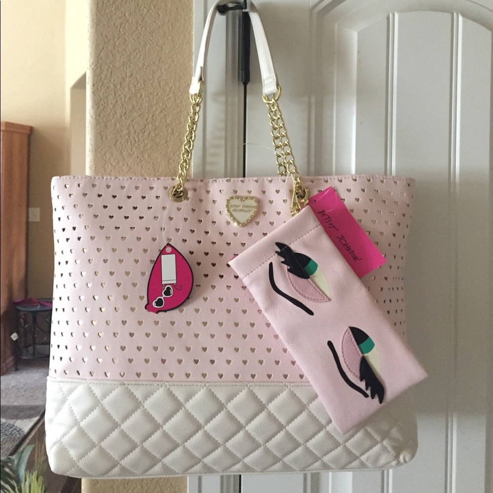 🌸NWT! BETSEY JOHNSON BLUSH TOTE - Picture 2 of 5