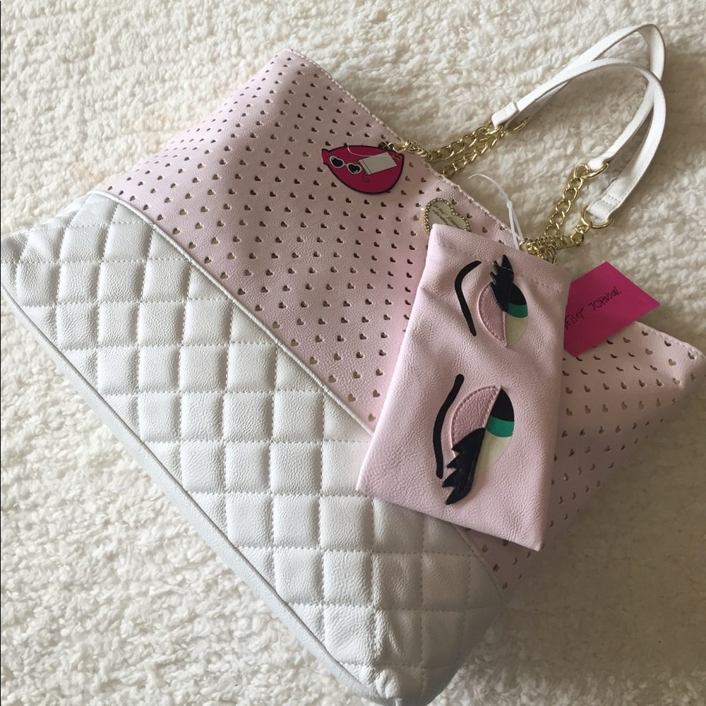 🌸NWT! BETSEY JOHNSON BLUSH TOTE - Picture 4 of 5