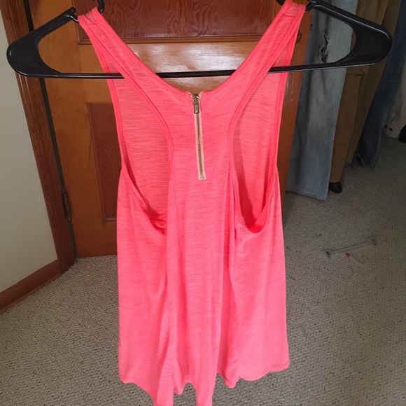 AEO TANK BRIGHT PINK - Picture 2 of 3
