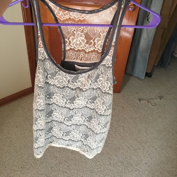 Abercrombie and fitch tank - Picture 1 of 4