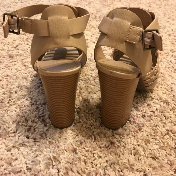 Charlotte Russe stacked heels - Picture 3 of 8