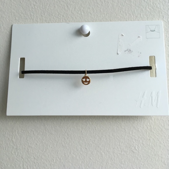 NWT BLACK SUEDE EMOJI CHOKER - Picture 3 of 3