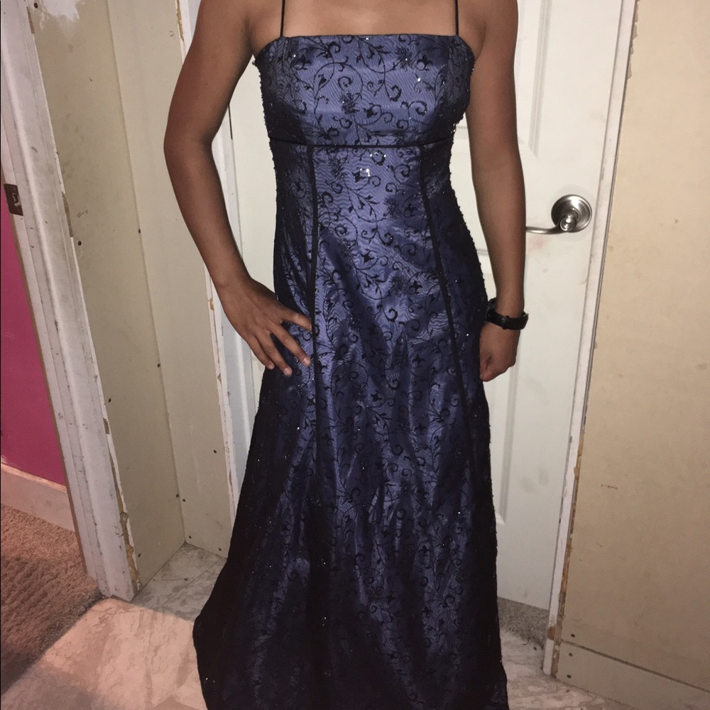 🌞BLONDIE NITES DRESS SIZE 5/6