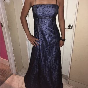 🌞BLONDIE NITES DRESS SIZE 5/6