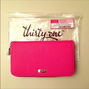 Thirtyone all about the Benjamins wallet.