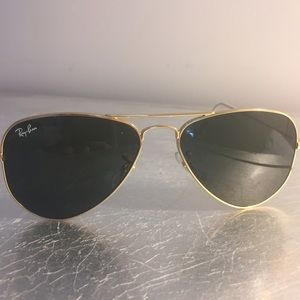 Ray-Ban Gold Aviator Sunglasses