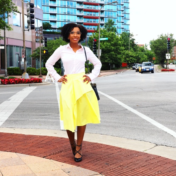 Meet your Posher, StyledBrains - Picture 2 of 2