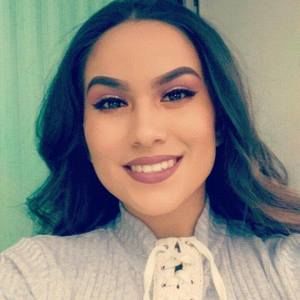 Meet your Posher, Nelida