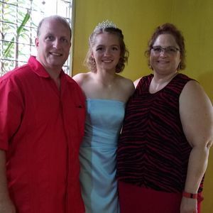 Meet your Posher, Elizabeth