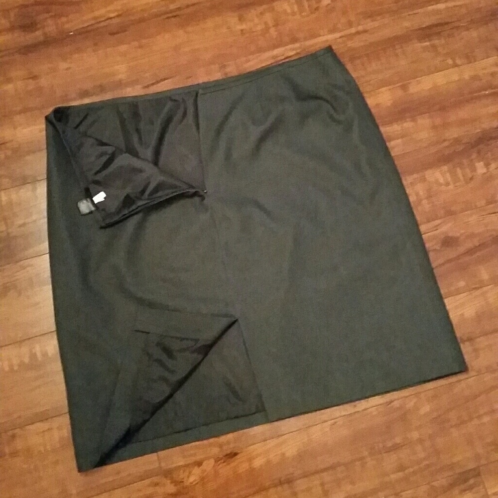 Charcoal pencil skirt - Picture 4 of 6