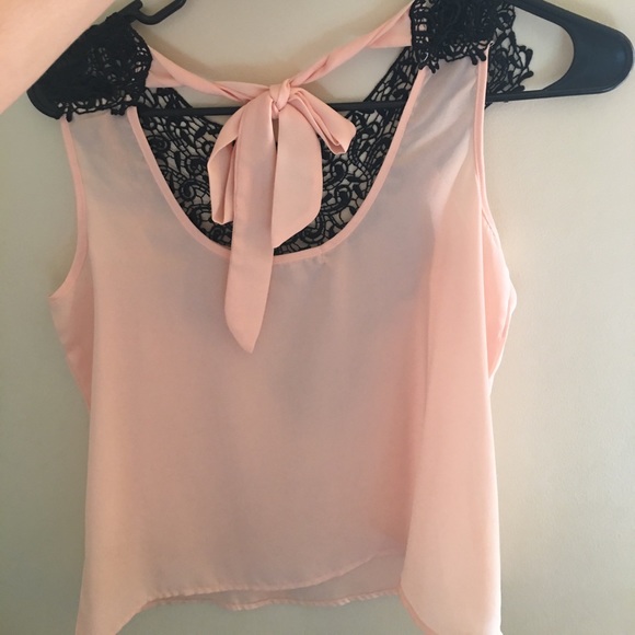 Blush top - Picture 2 of 3