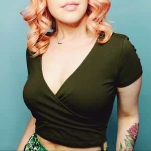 Forever 21 Tops - Olive Green Crop Top Forever 21 Tops - Olive Green Crop Top