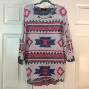 Light sweater material geometric tunic