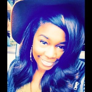 Meet your Posher, Peachy