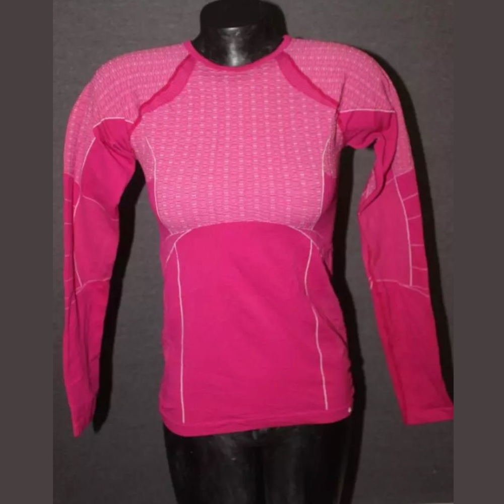 Nike sphere dry long sleeve workout top