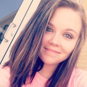 Meet your Posher, Whitney