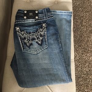 Miss Me Cropped Capri Jeans