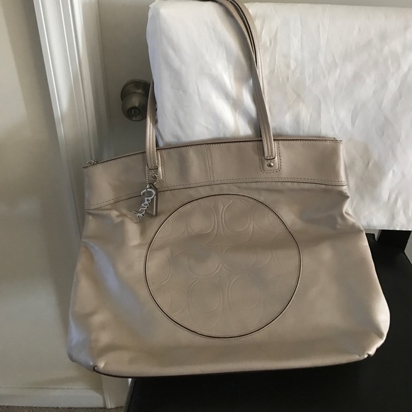 Coach Tote - Picture 1 of 8