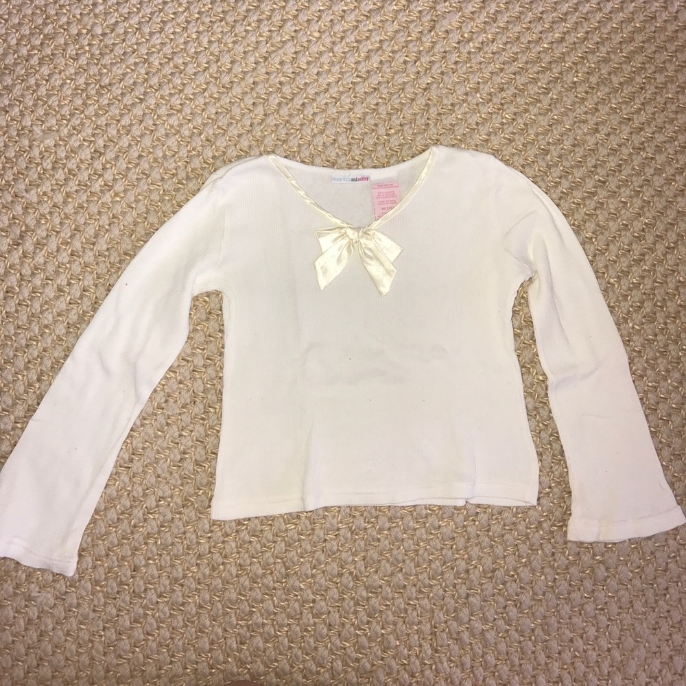 Mary-Kate and Ashley top