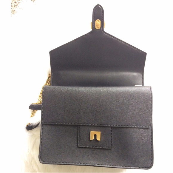 Ann Klein Double Flab bags - Picture 5 of 6