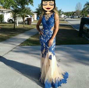 Prom dress need gone ASAP