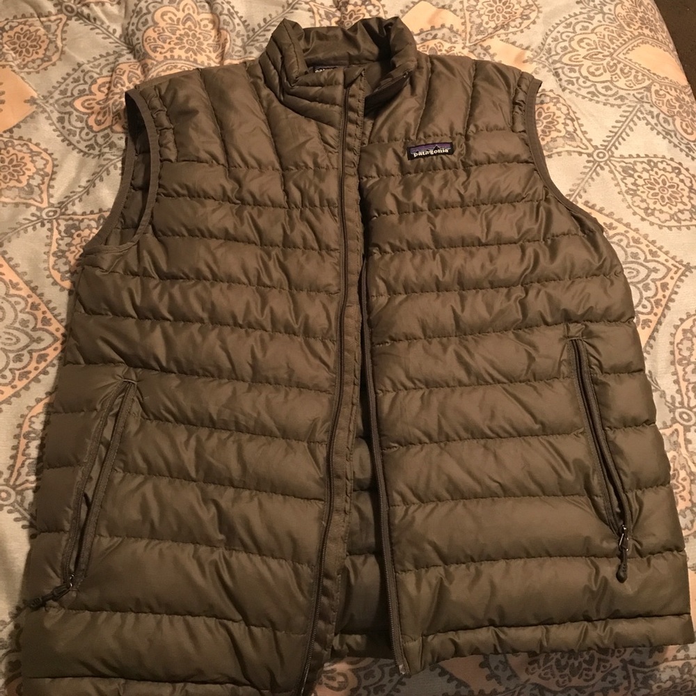 Men's medium Patagonia vest