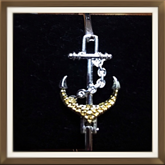 Jewelry - Anchor bangle bracelet