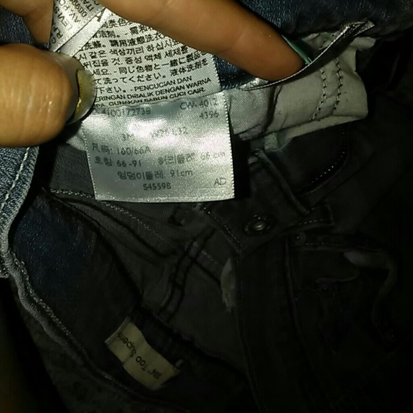 Jeans - Picture 3 of 3