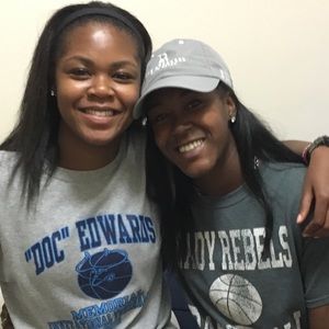 Meet your Posher, Kala