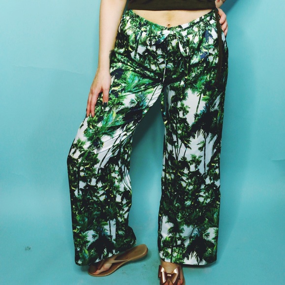 Forever 21 Pants - Palm Print Palazzo Pants Forever 21 Pants - Palm Print Palazzo Pants