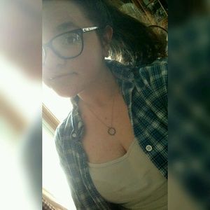 Meet your Posher, Gabrielle