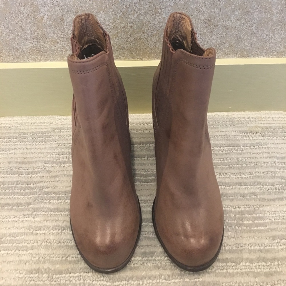 Jeffrey Campbell bootie