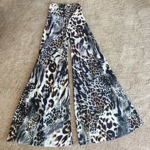 NWT Animal print Palazzo Pant