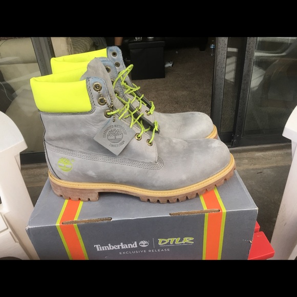 Size 12 Timberland Boots *exclusive* - Picture 2 of 2