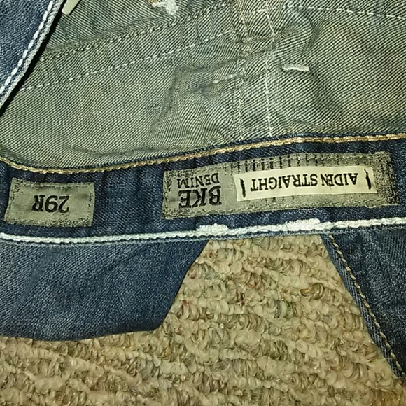 Jeans - Picture 4 of 4