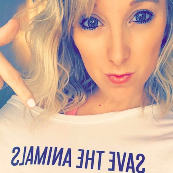 Meet the Posher - Picture 2 of 3