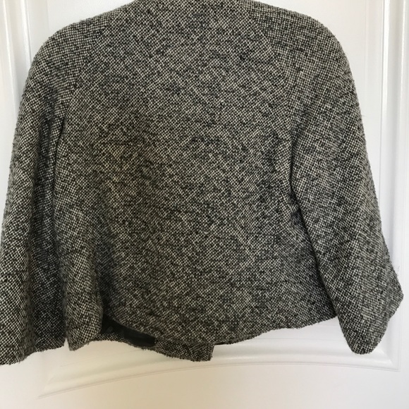 Banana Republic Tweed Crop coat - Picture 6 of 8