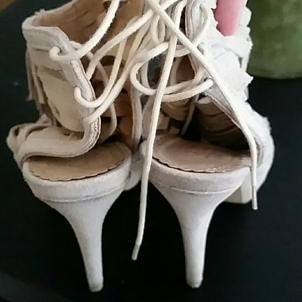 Colin Stewart Heels - Picture 3 of 5