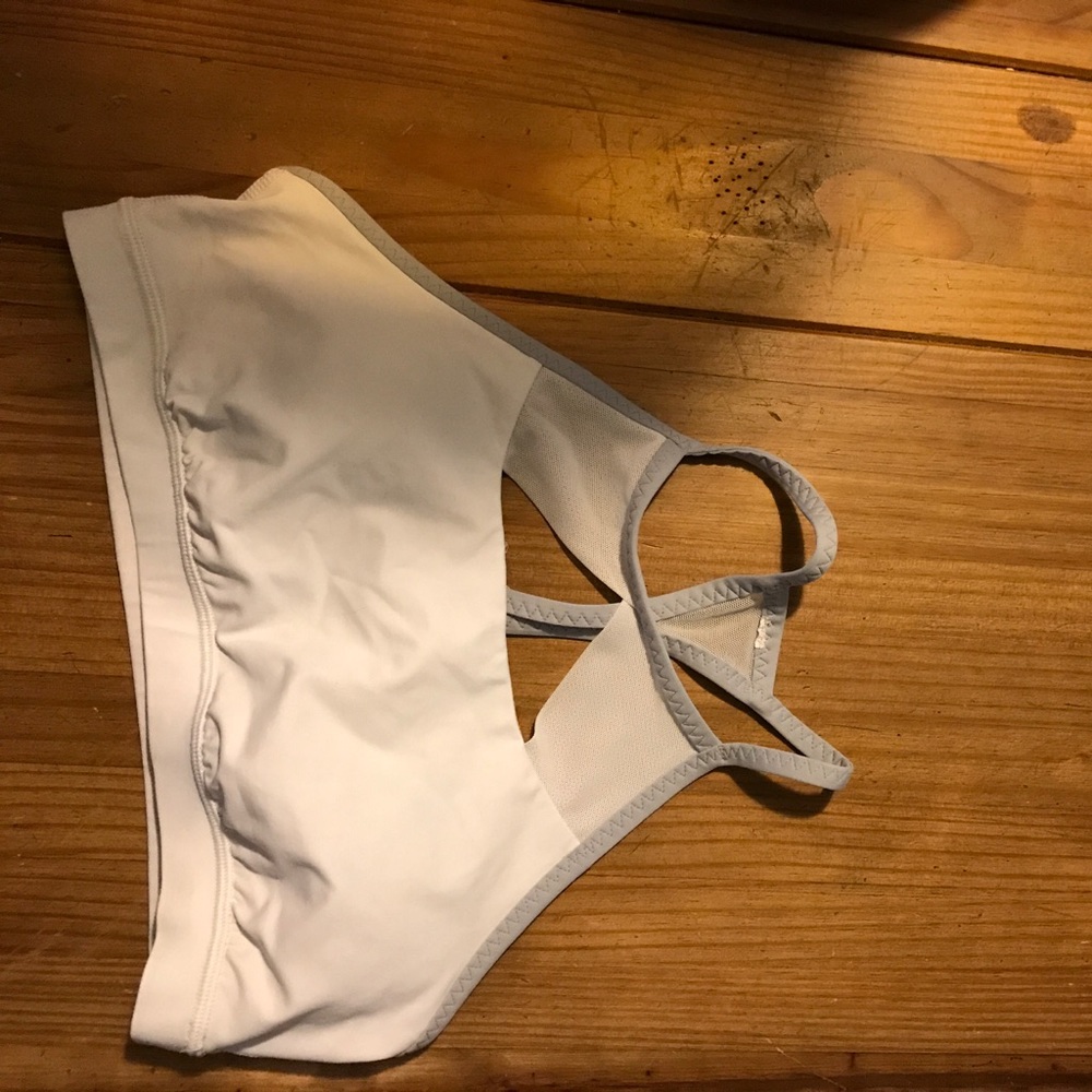 Lulu sports bra